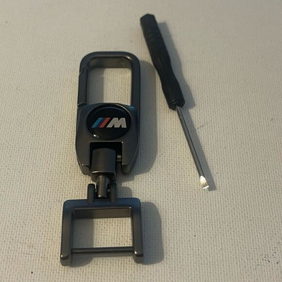 BMW Motorsports Logo Key Fob Keychain in Metal NWT - Picture 1 of 5